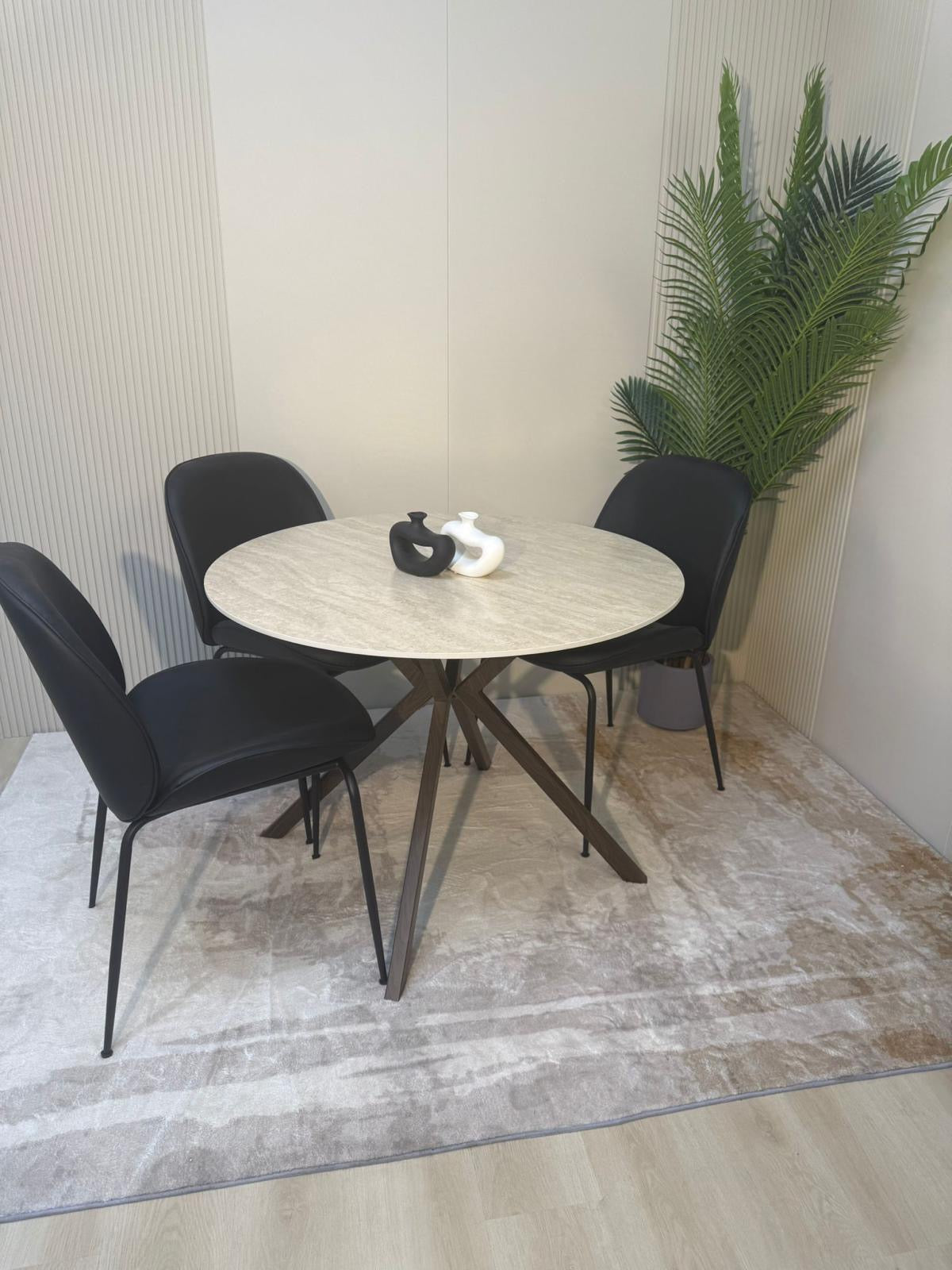 שולחן אוכל דגם Shay