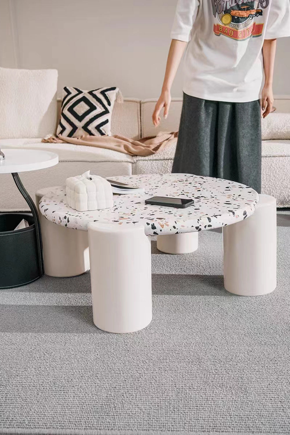 שולחן לסלון בעיצוב מודרני SEASHELL